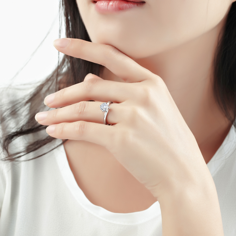 爱保护-暖怀/18K白金钻石女戒 30分/I-J/SI/国检