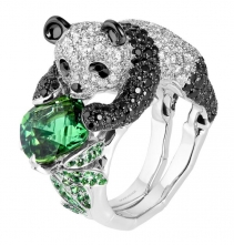 宝诗龙(Boucheron)推出 Animaux 新作：大熊猫、飞蝉、豹貓和宠物波斯猫