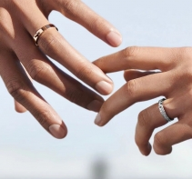 成婚钻戒和对戒都要买吗？成婚普通钻戒和对戒一样吗？